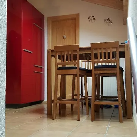 Les Combles Des Murailles Apartamento *